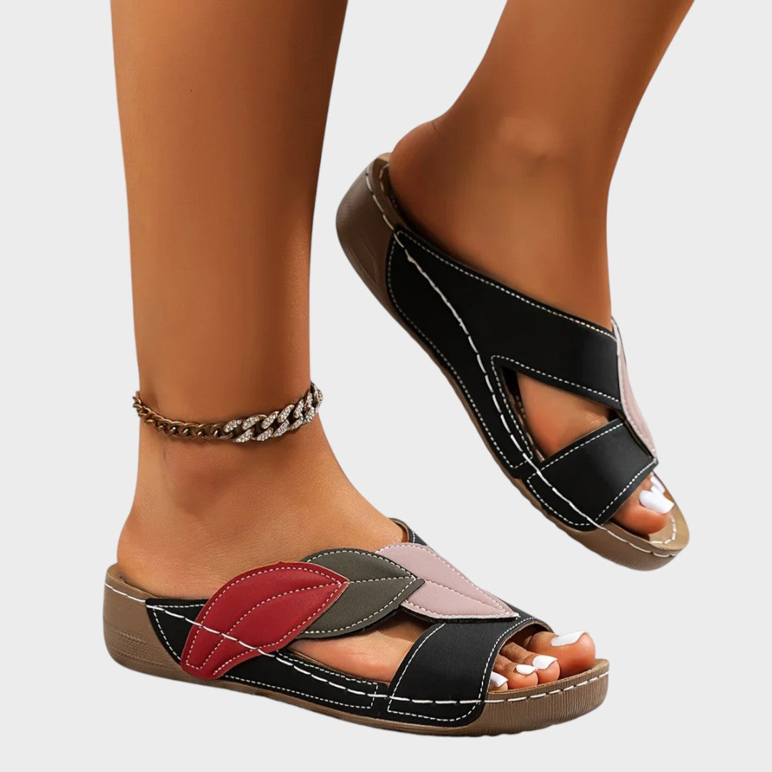 Genesis - Slip-on Sandals