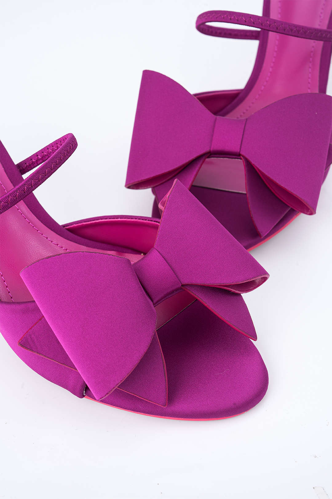 Faux Leather Butterfly Decor Pointed Heels