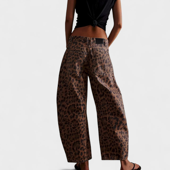 Scarlett - Leopard Print Barrel Jeans