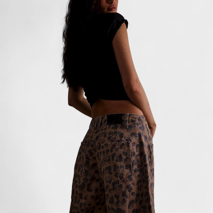 Scarlett - Leopard Print Barrel Jeans