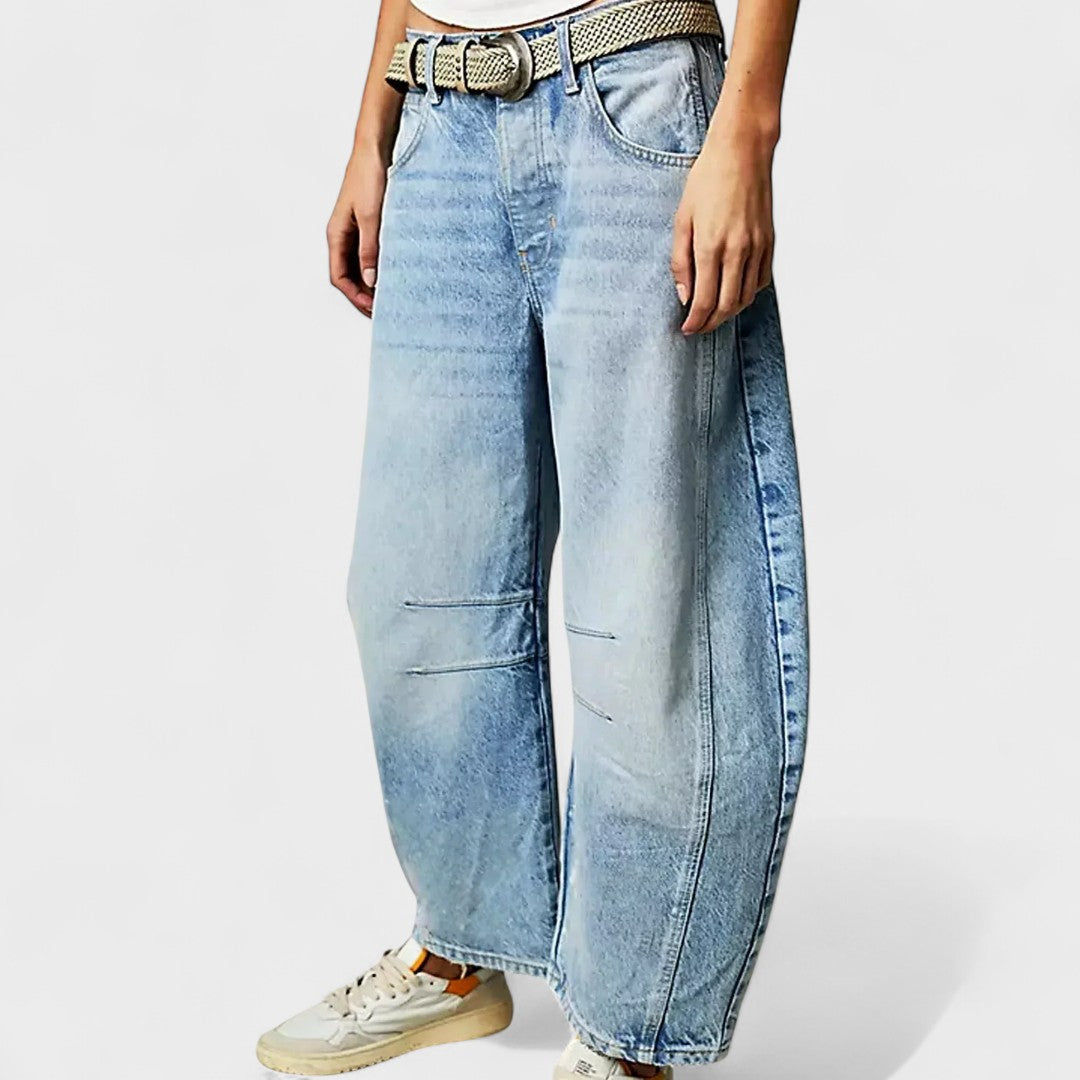 Scarlett - Leopard Print Barrel Jeans