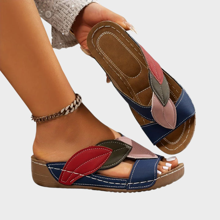 Genesis - Slip-on Sandals