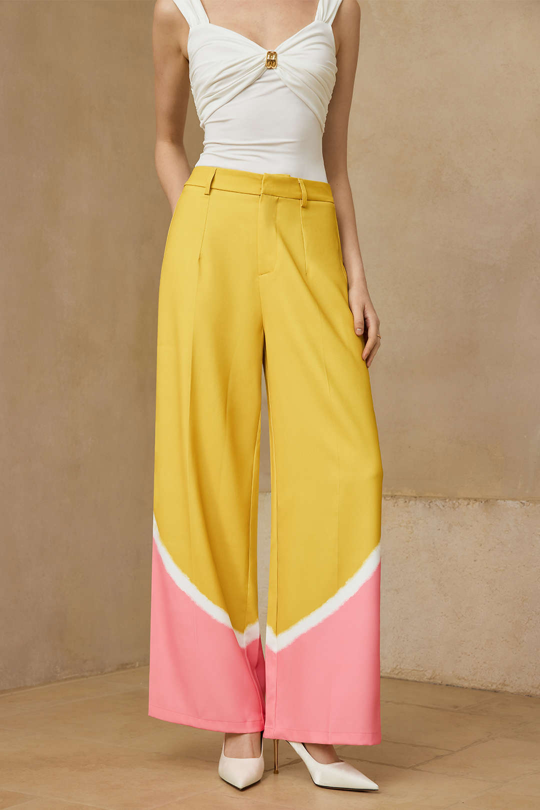 Contrast Pleated Wide Leg Trousers