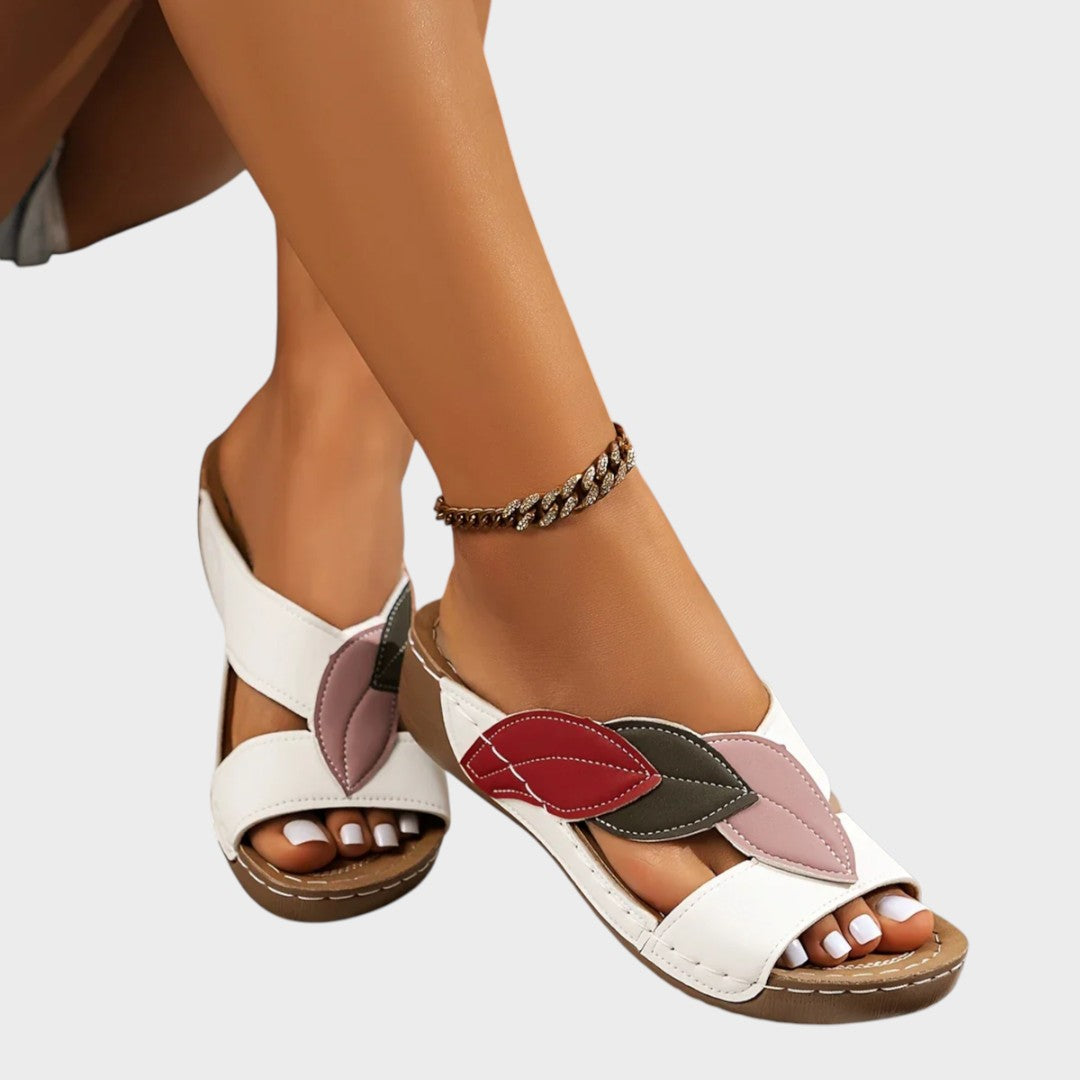 Genesis - Slip-on Sandals