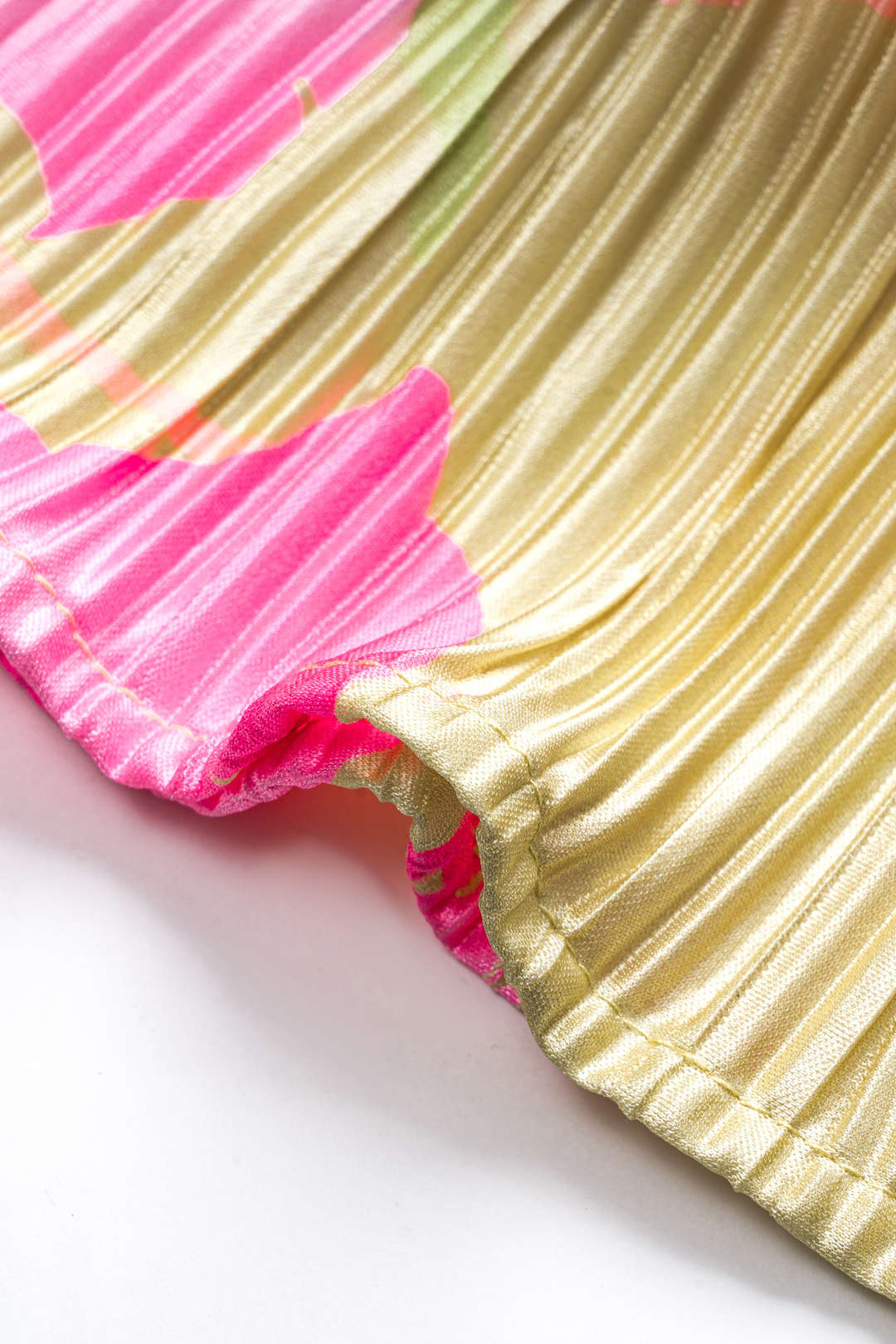 Floral Print Pleated Tie Back Strapless Maxi Dress